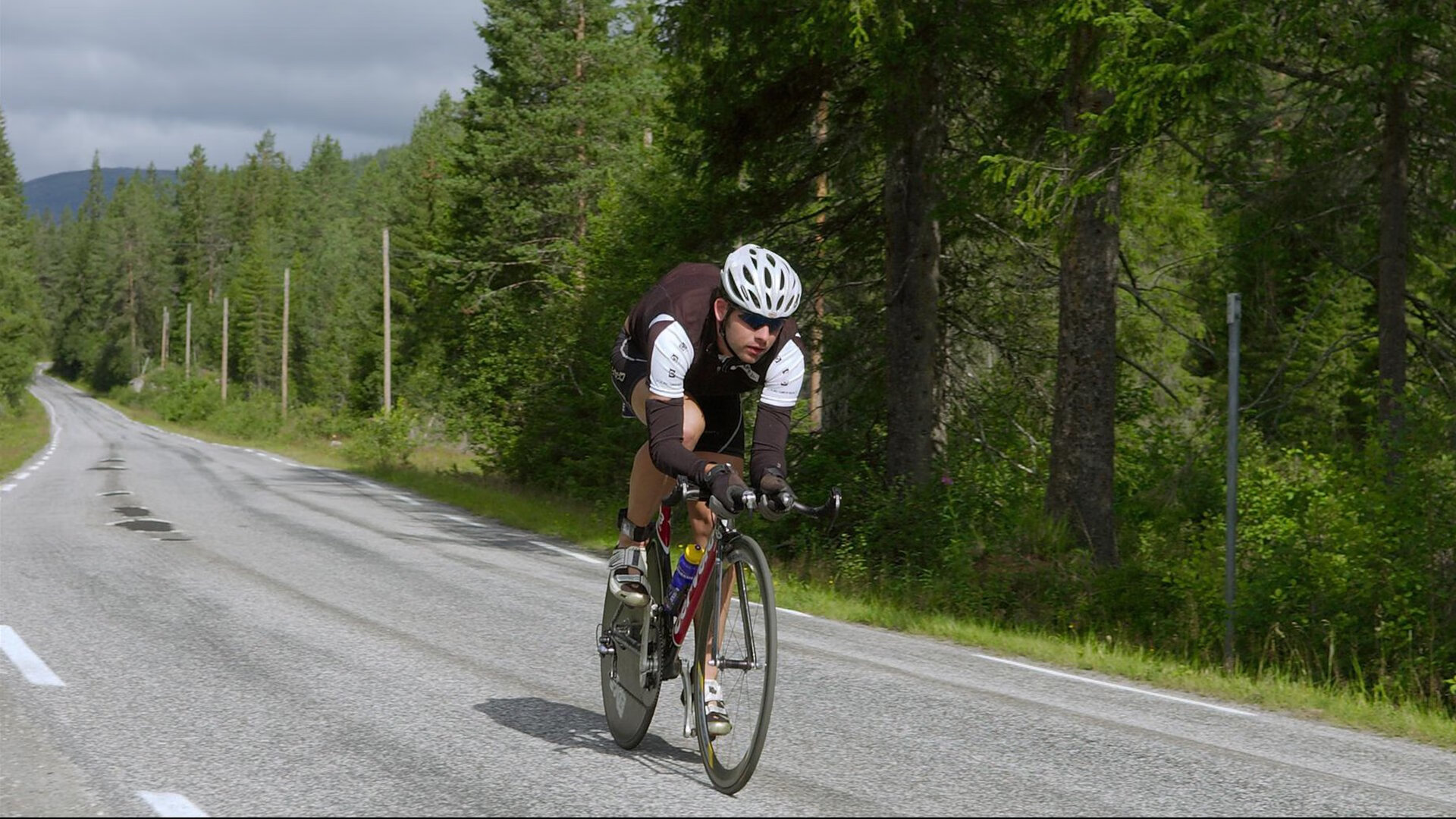 足球比赛战术趋势分析